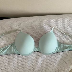 VS PINK Wear Everywhere Bra